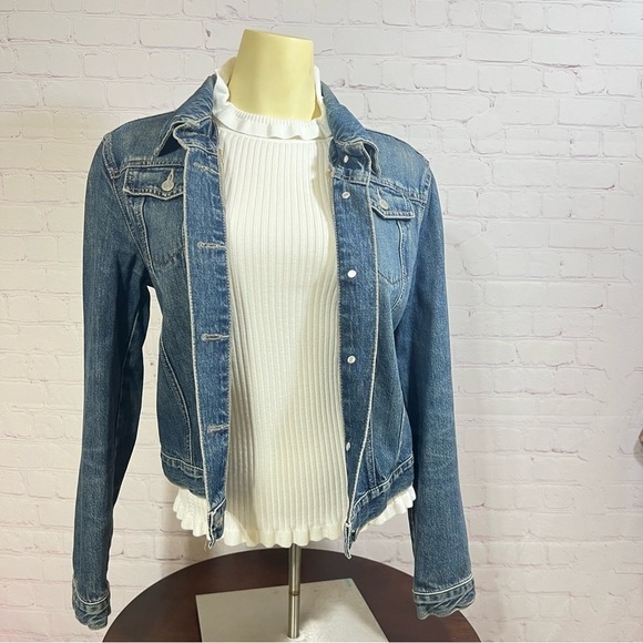 GAP women’s Denim boxy trucker Jacket dirty wash Medium Y2K fashion - Picture 16 of 17